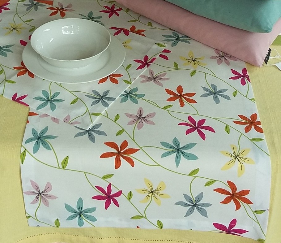 Namizni tekač 45x150 Linum LYRA